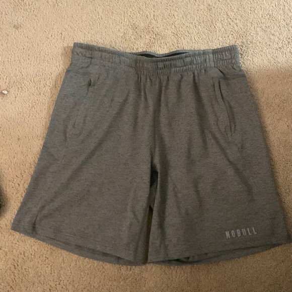 Nobull 9" Lightweight Knit Shorts - Picture 2 of 4